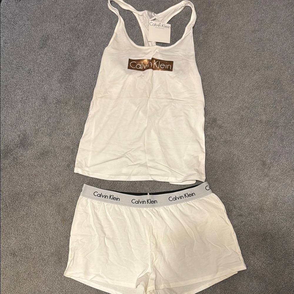 NWT Calvin Klein Pajama Set